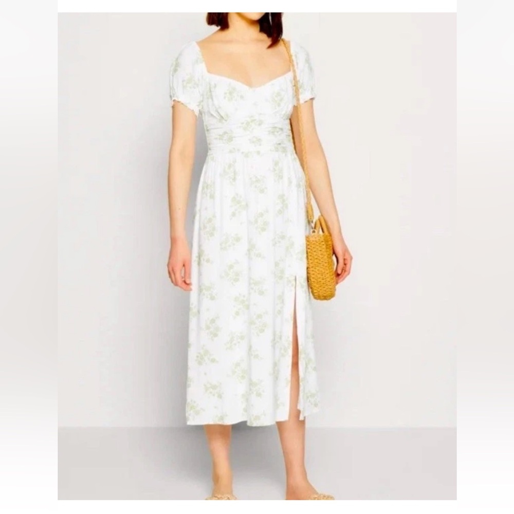 Hollister White And Green Floral Pattern
Full Length Dress Women's XL NWT